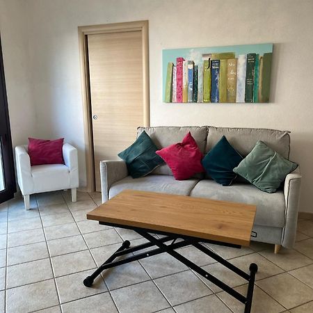 Apartamento Sarde Palau Exterior foto